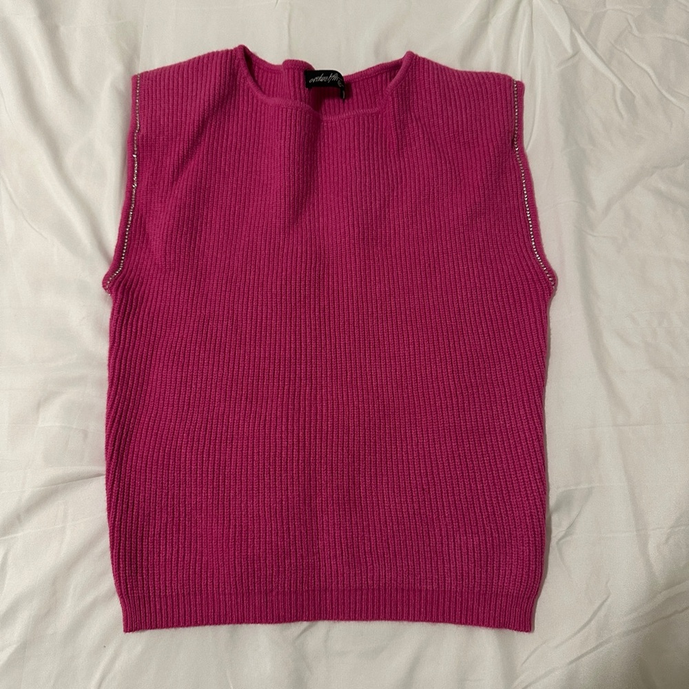 Sleeveless Pink Knit Top